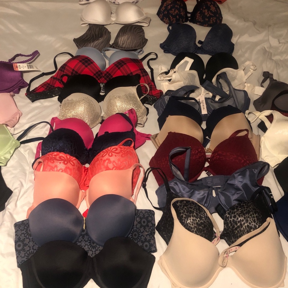 Bras size 32,34,36,38,40,42,A-36DD